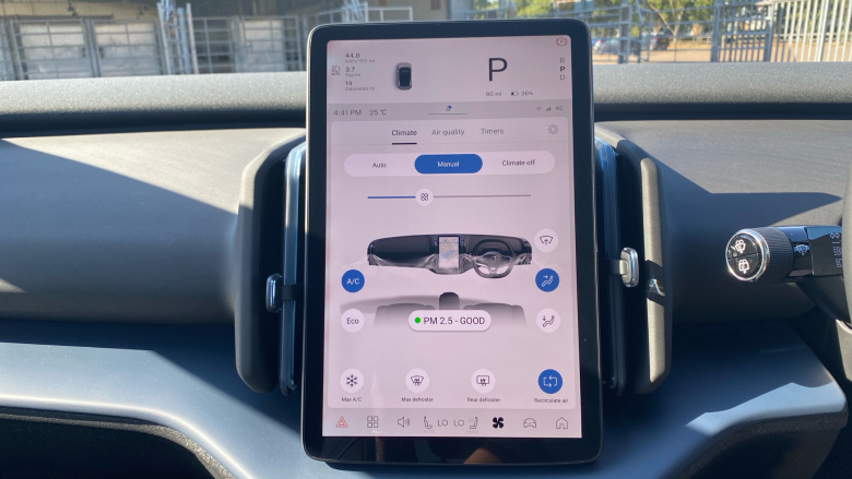 Volvo EX30 200kW SM Extended Range Plus 69kWh 5dr Auto Electric Estate